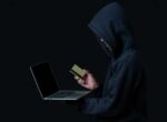 Мошенники придумали еще один способ обманывать граждан, желающих работать за границей