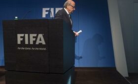 Суд вновь оправдал экс-руководителей ФИФА и УЕФА Йозефа Блаттера и Мишеля Платини по делу о коррупции