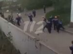 В Красноярске мигранты из Узбекистана и Китая устроили массовую драку. Есть пострадавшие. Видео