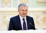 Президент сравнил труд журналистов с доблестью защитников Родины