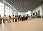 В международном аэропорту Ташкента впервые появилась зона для встречающих внутри терминала (фото)