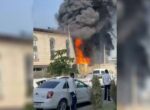 В Самарканде произошел пожар в магазине скутеров и шин. Видео