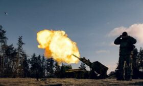 США приостановили поставки оружия Украине. Что известно