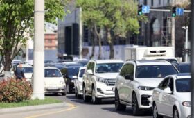 Продажи «красивых» автономеров на бирже в Узбекистане в первом полугодии упали на 11%
