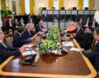 Готовность отправить войска в Украину выразило около 10 стран — Bloomberg