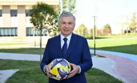 Президент посетил новый Национальный центр футбола в Ташкентской области