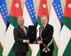Король Иордании наградил президента Узбекистана орденом