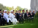 Президент Узбекистана почтил память жертв репрессий