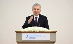 Президент Узбекистана объявил налоговую амнистию для бизнеса на 16 трлн сумов