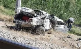6 человек погибли в Наманганской области при наезде поезда на легковой автомобиль