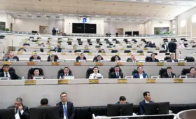 Парламент Кыргызстана принял решение о самороспуске