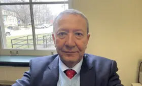 «Заставляют сдать анализ на ВИЧ» — учёный и бывший посол Алишер Файзуллаев