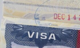 США ввели сбор в $1 за регистрацию в лотерее Green Card