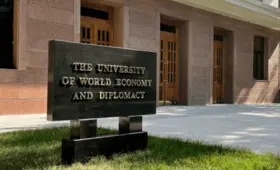 УМЭД и Senteo запускают новый поток программы Mini-MBA «Управление бизнесом в ИИ-эпоху»