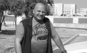 Скончался журналист Александр Зотов