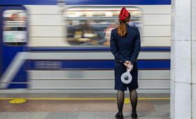 Женщина родила ребёнка на станции метро в Ташкенте