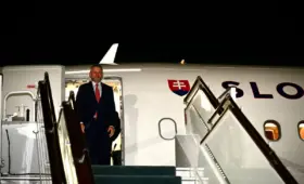 Президент Словакии прибыл в Узбекистан