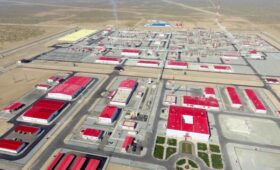 ADNOC изучает покупку активов «Лукойла» в Узбекистане — Bloomberg