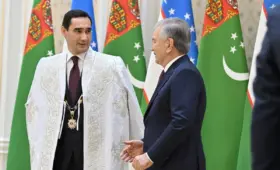 Президент Туркменистана награждён орденом «Дружбы высшей степени»