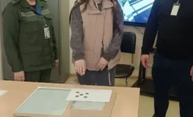 Таможенники задержали пассажира в аэропорту Термеза, он пытался вывезти монеты XVI века