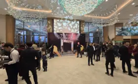 На Чарваке прошло торжественное мероприятие по вручению ключей в ЖК Chorvoq Darvozasi