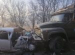 Три человека погибли в Джизаке после столкновения Matiz с грузовиком