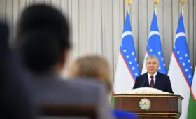 Оборудование в государственных медцентрах простаивает, население продолжает тратиться на лекарства — президент