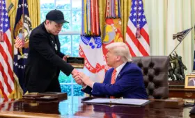 Администрация Трампа распустила департамент Илона Маска DOGE — Reuters