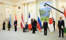 Президент Узбекистана принял новых послов семи стран