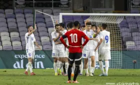 Фоторепортаж: футбольный матч между Узбекистаном и Египтом