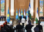 Церемонию встречи президента Казахстана провели в аэропорту «Ташкент-Хумо»