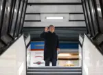 Президент Узбекистана вылетел из Японии в Россию
