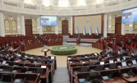 Парламент Узбекистана усилит контроль за госдолгом и инфраструктурными проектами