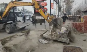 В Андижанской области ломали тандыры для самсы в рамках борьбы с загрязнением воздуха (+фото, видео)