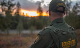 США увеличили до $3000 выплату мигрантам за добровольный выезд