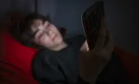 Здоровый сон: Почему мы не спим, что с этим делать и как не довести себя до бессонницы