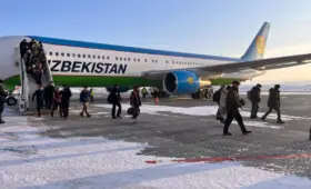 Самолёт Uzbekistan Airways, летевший во Владивосток, совершил экстренную посадку в Красноярске