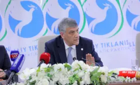 «Президент вернул в парламент». Алишер Кадиров — о новой редакции закона «О государственном языке»