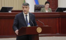 Алишер Кадиров призвал трудовых мигрантов из Узбекистана уезжать из России. Реакции