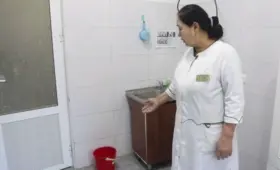 Женщина тайно родила ребёнка в больнице и оставила его в мусорном ведре