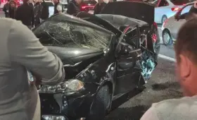 Автомобиль вылетел на встречную полосу в ДТП с двумя другими машинами в Ташкенте