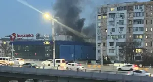В ТЦ у станции метро «Новза» в Ташкентe произошло задымление