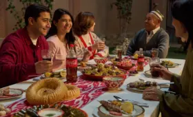 В преддверии Рамадана: Coca‑Cola запустила локальную кампанию о любви, добре и поддержке