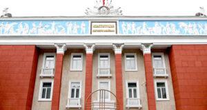 Конституционный суд Кыргызстана не увидел оснований для досрочных выборов президента