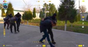 По законам улицы. В Самарканде задержана банда рэкетиров. Видео