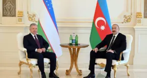 Президент Узбекистана осудил атаки беспилотников по территории Азербайджана