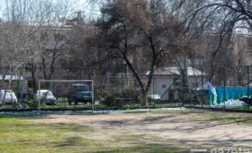 Жители махалли «Юнус Раджаби» продолжают бороться за футбольное поле после протеста прокуратуры