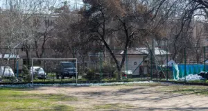 Жители махалли «Юнус Раджаби» продолжают бороться за футбольное поле после протеста прокуратуры