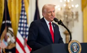 Трамп вновь отложил удары по энергетике Ирана