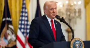 Трамп вновь отложил удары по энергетике Ирана